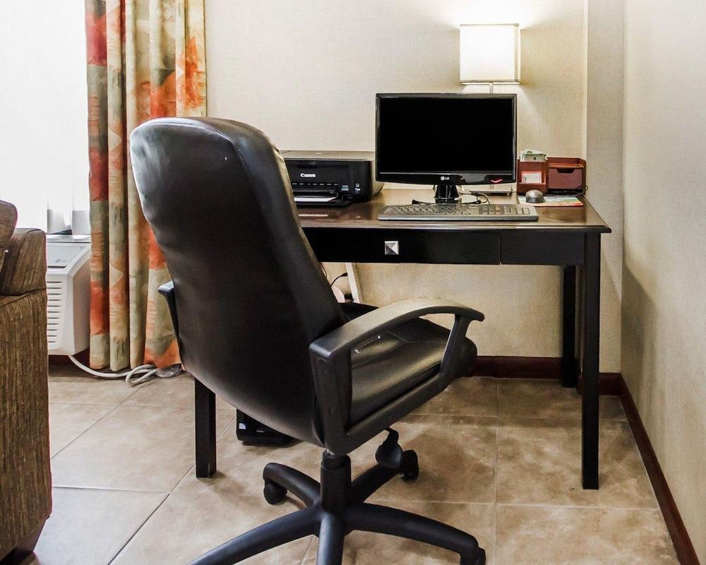 Hotel Comfort & La Grange