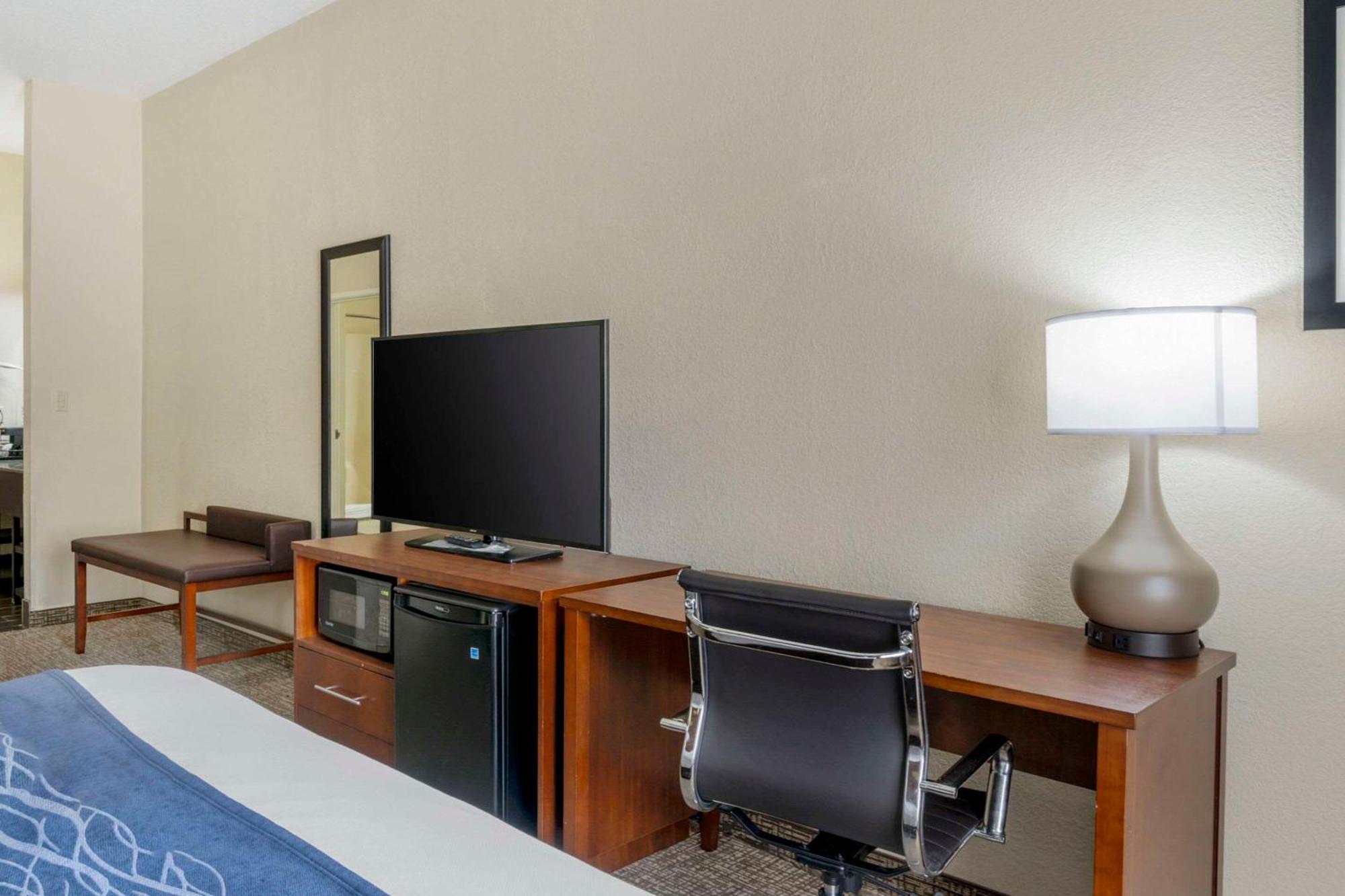 Hotel Comfort &