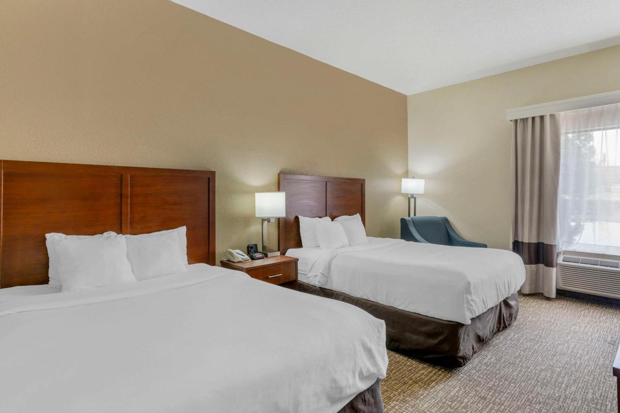 Hotel Comfort & 3*